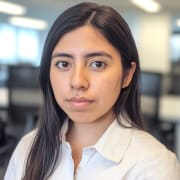 Isabela S.