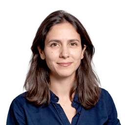 María L.
