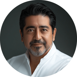 Roberto C.